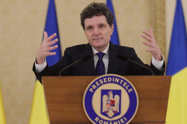 Viitorul Politic al României: Consultări Cruciale la Cotroce