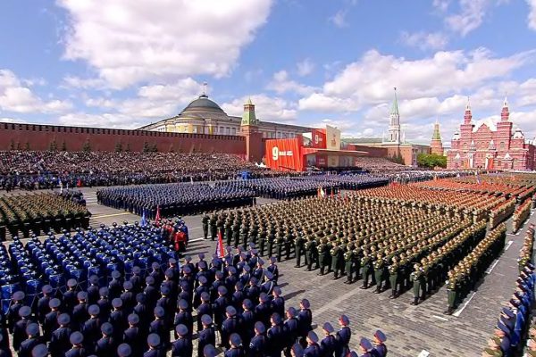 Parada Militară a lui Putin: Forță și Tensiuni Internațional