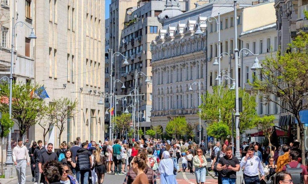 Mitinguri Pro-UE la București: Europa și Călin Georgescu