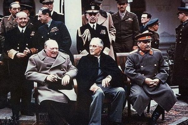 Reflecții asupra victoriei din 9 mai 1945: O sărbătoare cont