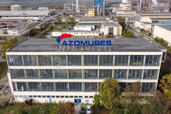 Romgaz preia Azomureș: Acord istoric în economie