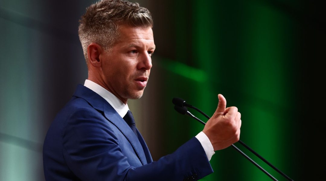 Péter Magyar cere demisia președintelui Sulyok în discurs