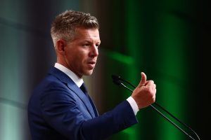 Péter Magyar cere demisia președintelui Sulyok în discurs