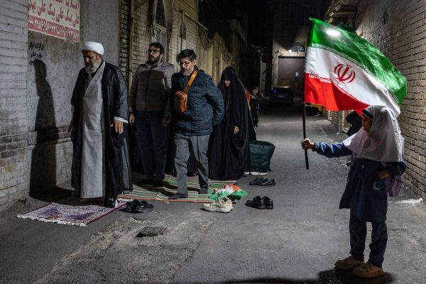 Iran: Inflație de 53%, prețuri alimentare +115% din cauza războiului și sancțiunilor