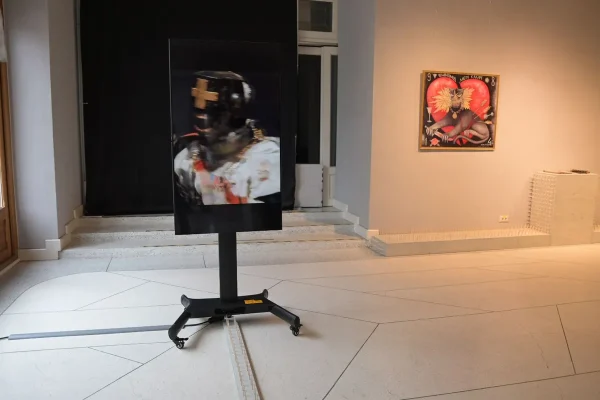 Expoziția „Malleus Maleficarum” la Iași: Performance-uri senzoriale gotice între 13-24 mai 2026