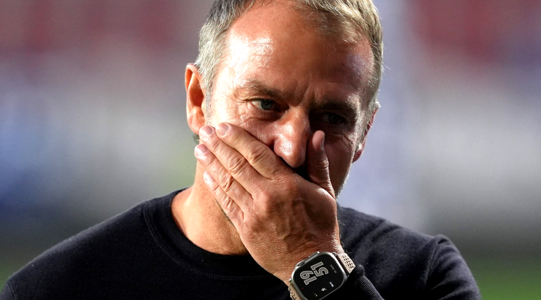 Hansi Flick laudă talentul lui Kylian Mbappe înainte de El C