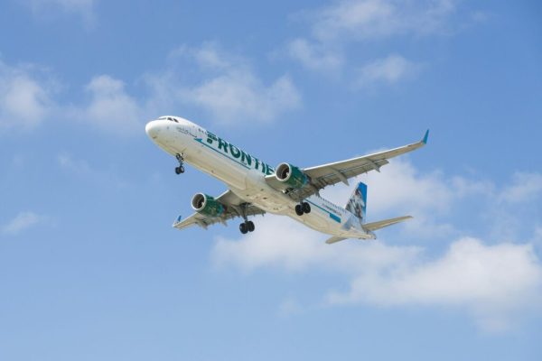 Tragedie la Aeroportul Denver: Pieton lovit de avion
