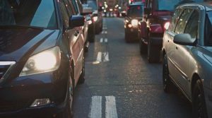 Titi Aur, propunere ironică pentru pietoni la trecerea de pe Calea Victoriei