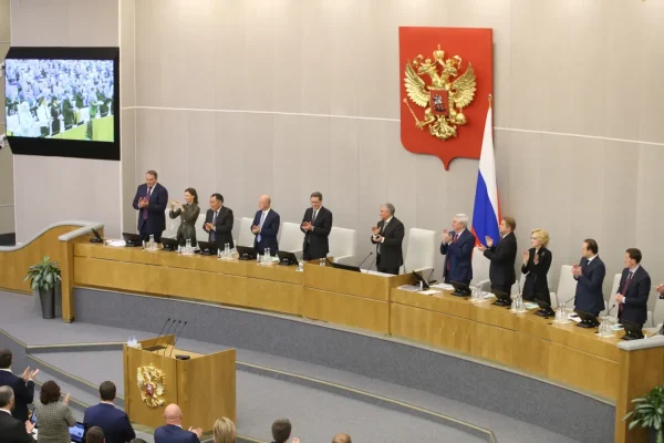 Duma de Stat permite lui Putin să trimită trupe pentru protejarea rușilor în străinătate