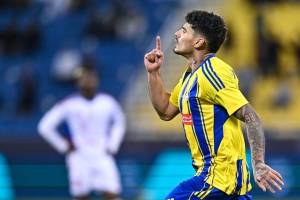 Florinel Coman câștigă Cupa Emirului cu Al-Gharafa