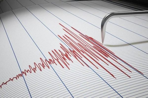 Nouă cutremure lângă Teheran, inclusiv unul de 4,6, cresc temerile de seism major
