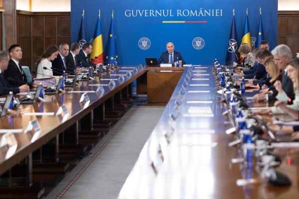 Blocajul Ordonanței Bolojan: Impactul asupra Energiei în Rom