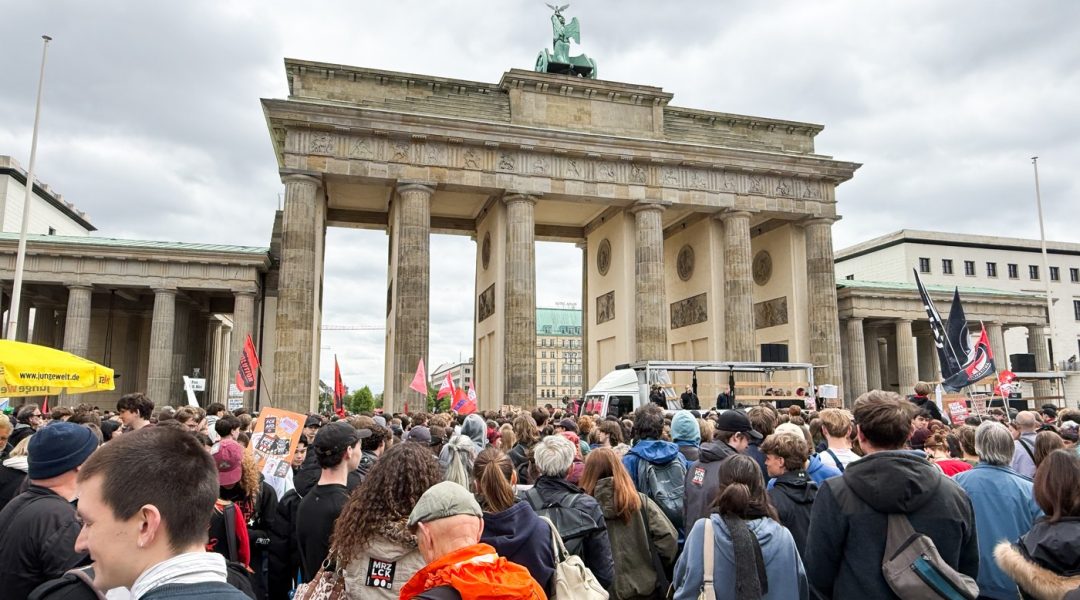 Proteste în Germania: Elevi împotriva serviciului militar