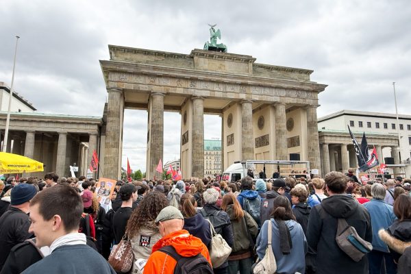 Proteste în Germania: Elevi împotriva serviciului militar