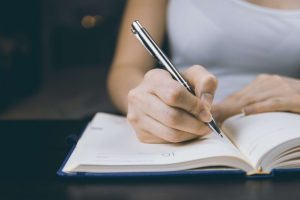 Spuneți vs. Spune-ți: Ghid Gramatică Română