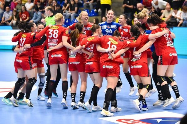 Finala Cupei României: SCM Râmnicu Vâlcea vs. Gloria Bistriț