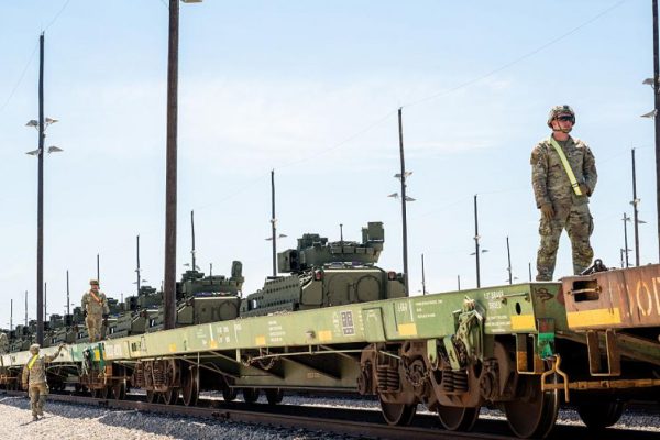 România și Polonia concurează pentru găzduirea a 5.000 de militari SUA
