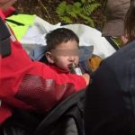 Sibiu: Alexandru, băiețelul de 5 ani dispărut, găsit în viață în pădure