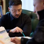 Zelenski: Salariul lunar de 670 euro, venituri totale 15,8 milioane hrivne